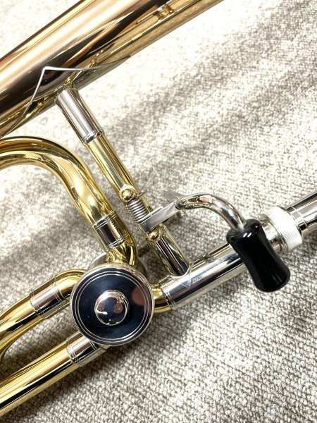 画像2: [中古]テナーバストロンボーン (2)
